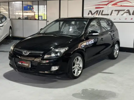 HYUNDAI I30 2.0 MPFI GLS 16V GASOLINA 4P AUTOMÁTICO HYUNDAI I30 2.0 MPFI GLS 16V GASOLINA 4P AUTOMÁTICO