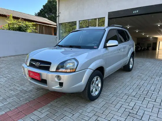 HYUNDAI TUCSON 2.0 MPFI GLS 16V 143CV 2WD FLEX 4P AUTOMÁTICO