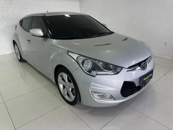 HYUNDAI VELOSTER 1.6 16V GASOLINA 3P AUTOMÁTICO HYUNDAI VELOSTER 1.6 16V GASOLINA 3P AUTOMÁTICO