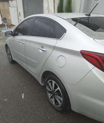 HYUNDAI-HB20S-1.6 PREMIUM 16V FLEX 4P AUTOMÁTICO HYUNDAI-HB20S-2019