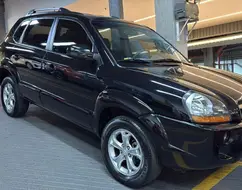 HYUNDAI TUCSON 2.0 MPFI GLS 16V 143CV 2WD FLEX 4P AUTOMÁTICO HYUNDAI TUCSON 2.0 MPFI GLS 16V 143CV 2WD FLEX 4P AUTOMÁTICO