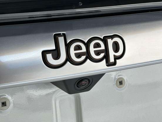 JEEP-COMMANDER-1.3 T270 TURBO FLEX LONGITUDE AT6 JEEP-COMMANDER-2026