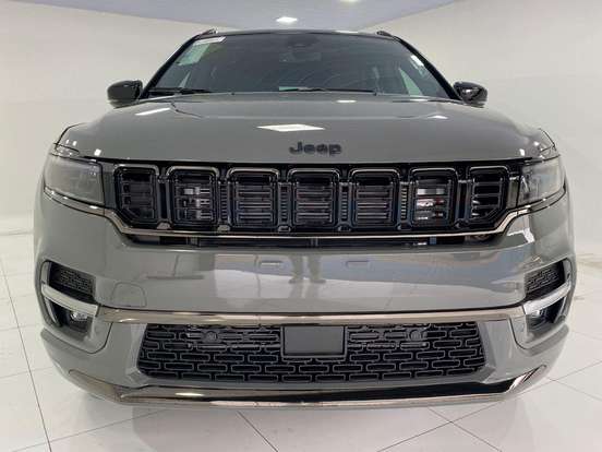 JEEP-COMMANDER-2.0 HURRICANE 4 TURBO GASOLINA BLACKHAWK AT9 JEEP-COMMANDER-2026
