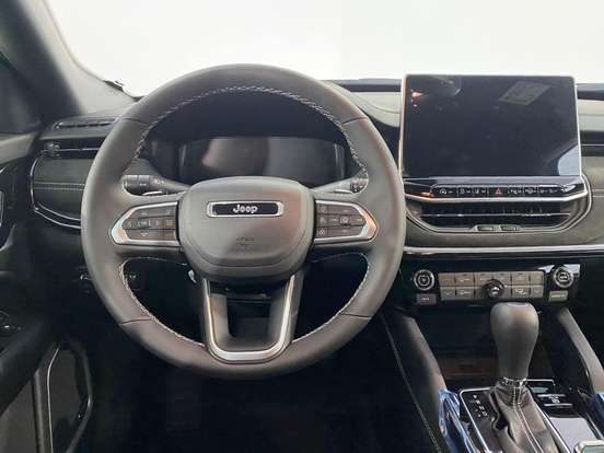 JEEP-COMMANDER-2.0 HURRICANE 4 TURBO GASOLINA BLACKHAWK AT9 JEEP-COMMANDER-2026