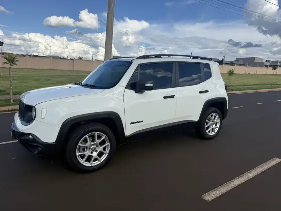 JEEP RENEGADE 1.8 16V FLEX SPORT 4P AUTOMÁTICO