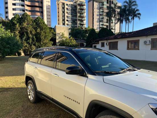 JEEP-COMMANDER-2024