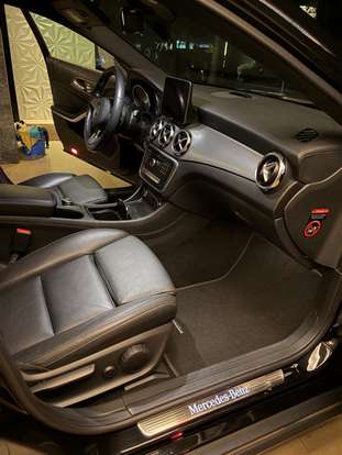 MERCEDES-BENZ-GLA 200-2019