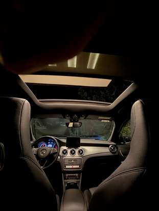MERCEDES-BENZ-GLA 200-2019