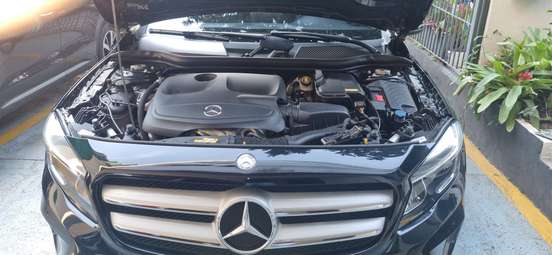 MERCEDES-BENZ-GLA 200-2016