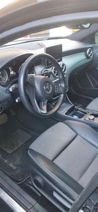 MERCEDES-BENZ-GLA 200-2016
