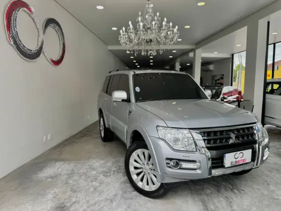 MITSUBISHI PAJERO FULL 3.8 HPE 4X4 V6 24V GASOLINA 4P AUTOMÁTICO