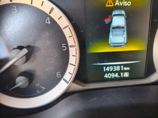 NISSAN-FRONTIER-2.3 16V TURBO DIESEL LE CD 4X4 AUTOMÁTICO NISSAN-FRONTIER-2017