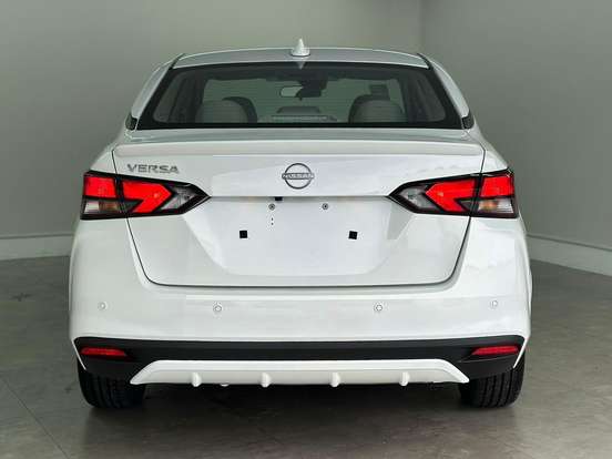 NISSAN-VERSA-2026
