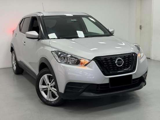 NISSAN-KICKS-2020
