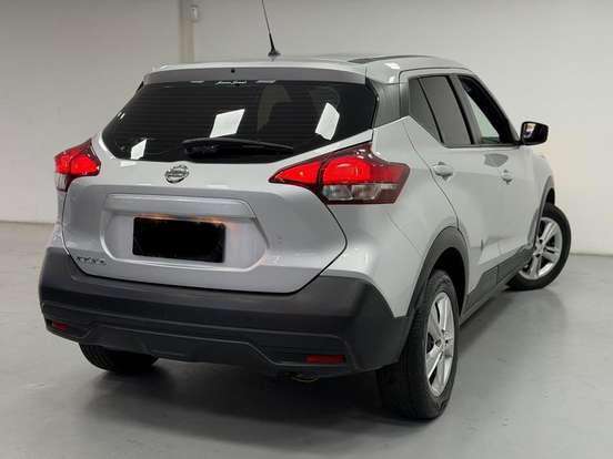 NISSAN-KICKS-2020
