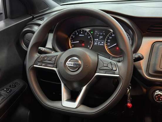 NISSAN-KICKS-2020