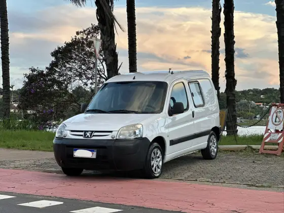 PEUGEOT PARTNER 1.6 FURGÃO 800KG 16V FLEX 3P MANUAL