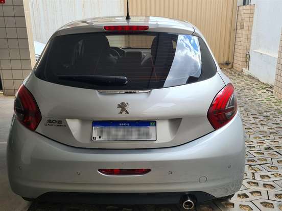 PEUGEOT-208-1.6 ALLURE 16V FLEX 4P AUTOMÁTICO PEUGEOT-208-2016