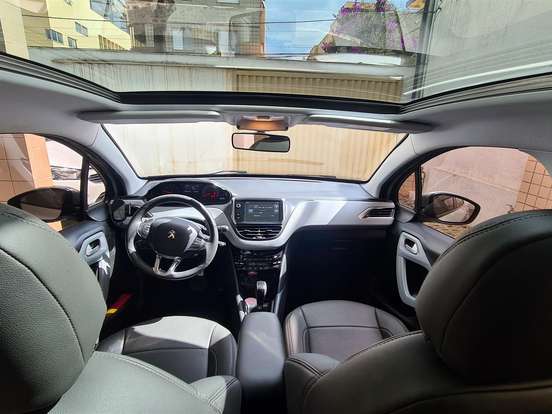 PEUGEOT-208-1.6 ALLURE 16V FLEX 4P AUTOMÁTICO PEUGEOT-208-2016