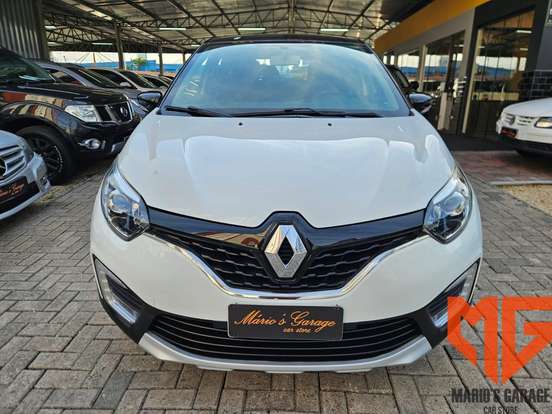 RENAULT-CAPTUR-2017
