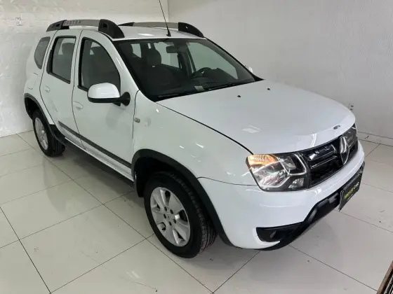 RENAULT DUSTER 2.0 DYNAMIQUE 4X2 16V FLEX 4P AUTOMÁTICO