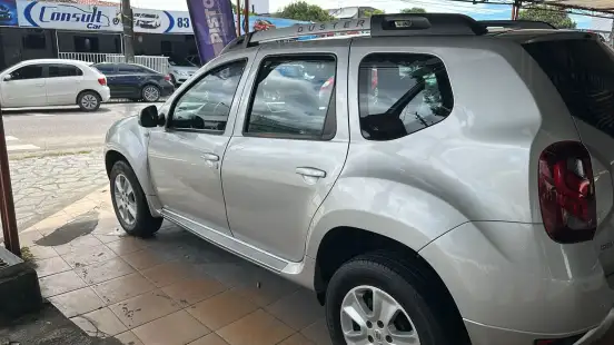 RENAULT-DUSTER-2.0 DYNAMIQUE 4X2 16V FLEX 4P AUTOMÁTICO RENAULT-DUSTER-2015