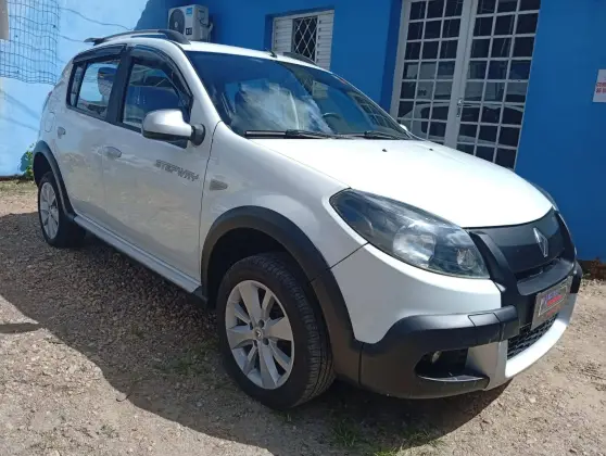 RENAULT SANDERO 1.6 STEPWAY 8V FLEX 4P MANUAL