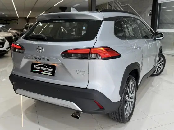 TOYOTA COROLLA CROSS 2.0 VVT-IE FLEX XRE DIRECT SHIFT