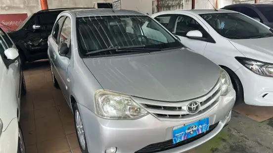 TOYOTA-ETIOS-1.5 XLS 16V FLEX 4P MANUAL TOYOTA-ETIOS-2013