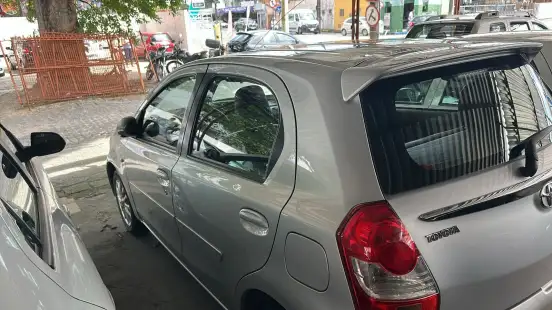 TOYOTA-ETIOS-2013