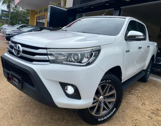 TOYOTA HILUX 2.8 SRX 4X4 CD 16V DIESEL 4P AUTOMÁTICO