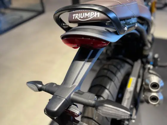 TRIUMPH SCRAMBLER 400 X 