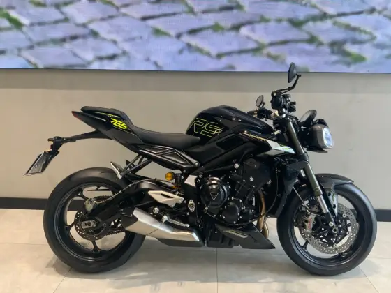 TRIUMPH STREET TRIPLE RS ABS 
