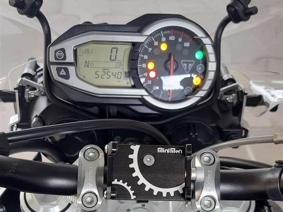 TRIUMPH-TIGER 800 XRX TRIUMPH-TIGER 800 XRX-2015