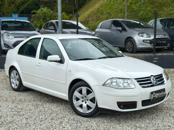 VOLKSWAGEN BORA 2.0 MI 8V FLEX 4P MANUAL