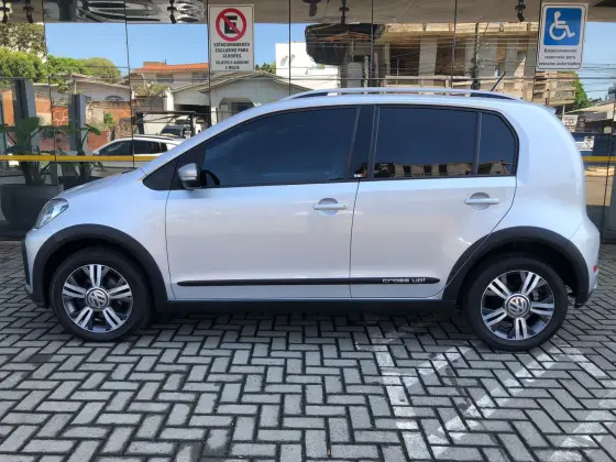 VOLKSWAGEN CROSS UP 1.0 TSI 12V FLEX 4P MANUAL