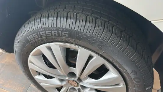VOLKSWAGEN-GOL-1.6 MSI TOTALFLEX 4P MANUAL VOLKSWAGEN-GOL-2019