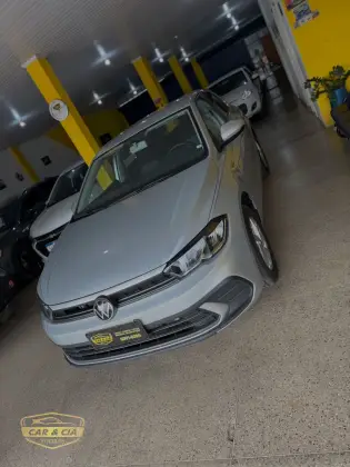 VOLKSWAGEN POLO 1.0 170 TSI COMFORTLINE AUTOMÁTICO