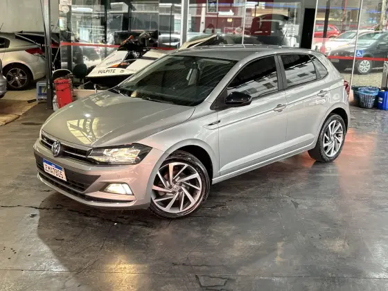 VOLKSWAGEN POLO 1.0 200 TSI HIGHLINE AUTOMÁTICO VOLKSWAGEN POLO 1.0 200 TSI HIGHLINE AUTOMÁTICO
