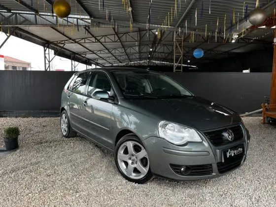 VOLKSWAGEN POLO 1.6 MI 8V FLEX 4P AUTOMATIZADO