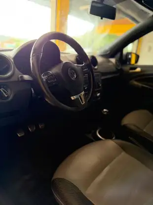 VOLKSWAGEN-SAVEIRO-2014