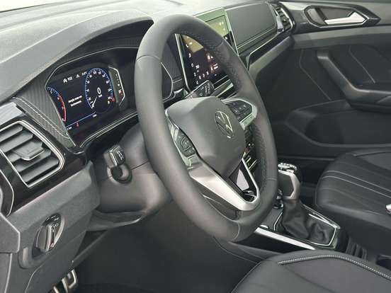 VOLKSWAGEN-T-CROSS-2026