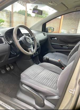 /pt/city-ipameri/cate-car-used-car/volkswagen-crossfox-2012-1-6-mi-flex-8v-4p-manual-43506612657326080/-5