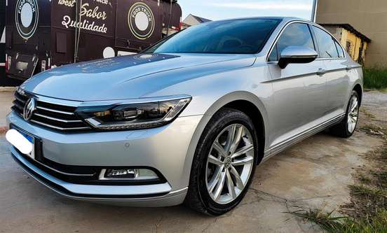 VOLKSWAGEN-PASSAT-2018