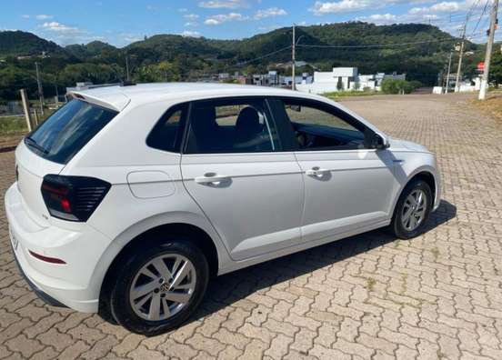 VOLKSWAGEN-POLO-2024