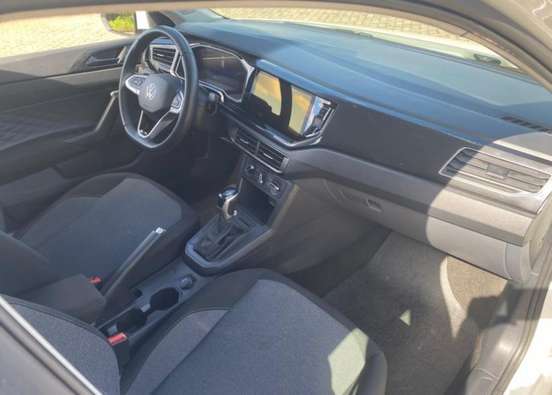 VOLKSWAGEN-POLO-2024