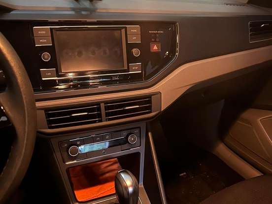 VOLKSWAGEN-VIRTUS-1.0 200 TSI COMFORTLINE AUTOMÁTICO VOLKSWAGEN-VIRTUS-2018