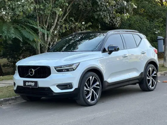 VOLVO XC40 1.5 T5 RECHARGE R-DESIGN GEARTRONIC VOLVO XC40 1.5 T5 RECHARGE R-DESIGN GEARTRONIC