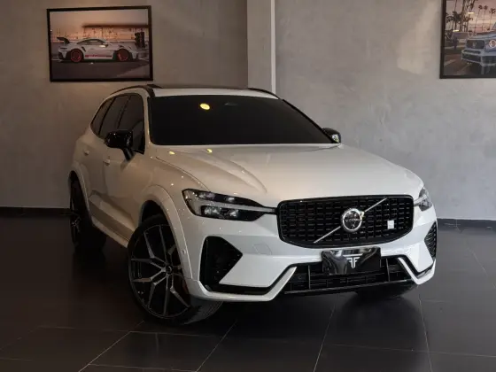 VOLVO XC60 2.0 T8 RECHARGE POLESTAR ENGINEERED AWD GEARTRONIC