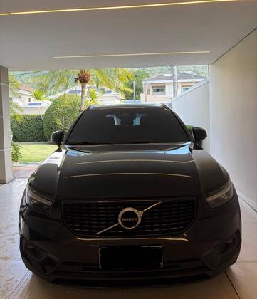 VOLVO XC40 1.5 T5 RECHARGE R-DESIGN GEARTRONIC